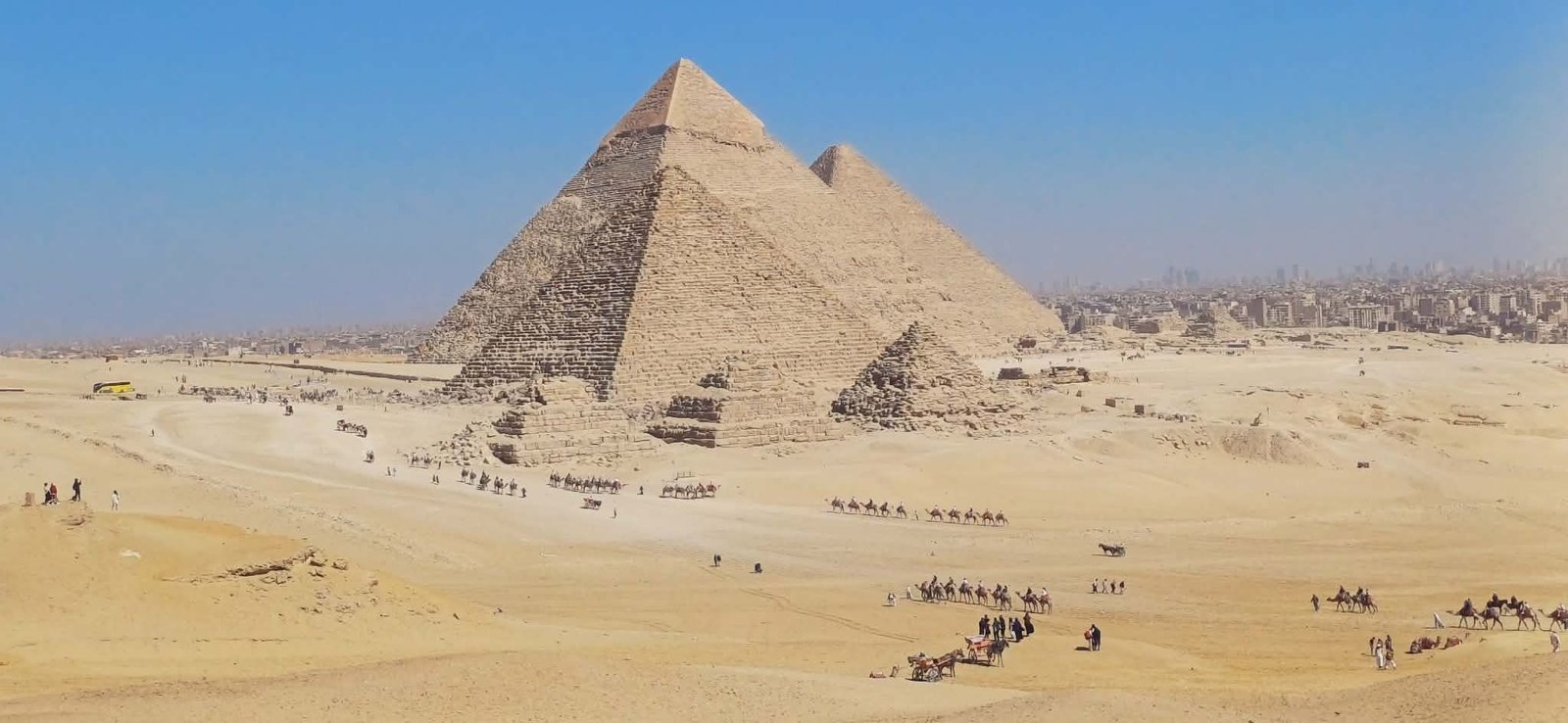 Privater Tagesausflug nach Kairo zu den Pyramiden / Sphinx und zum GEM